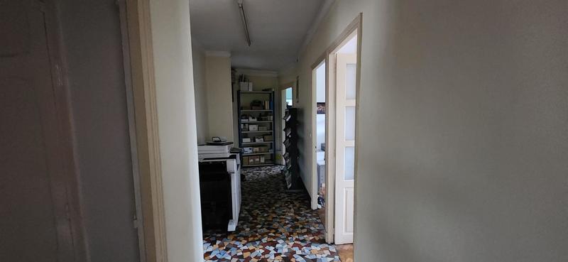 Local d'activité / Entrepôt - 129 m² - 7 pièces