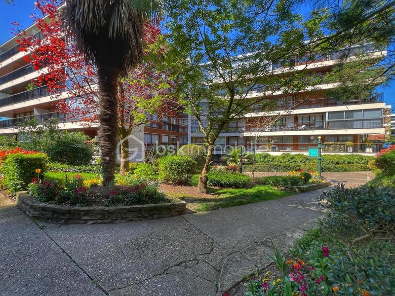 Appartement - 110 m² - 5 pièces