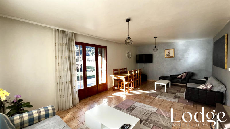 Maison - 150 m² - 7 pièces