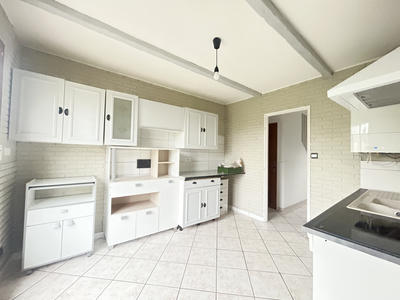 Maison - 83 m² - 5 pièces