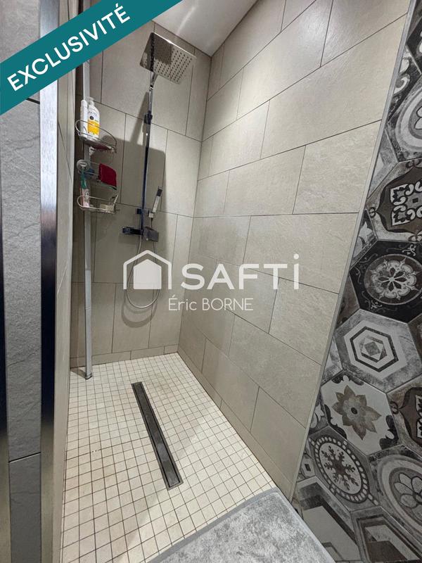 Maison - 212 m² - 8 pièces