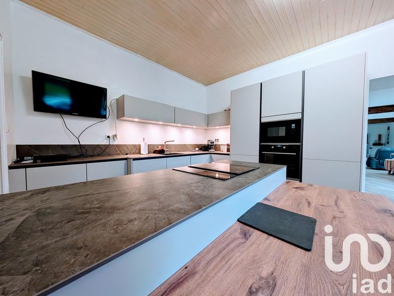 Maison - 159 m² - 6 pièces