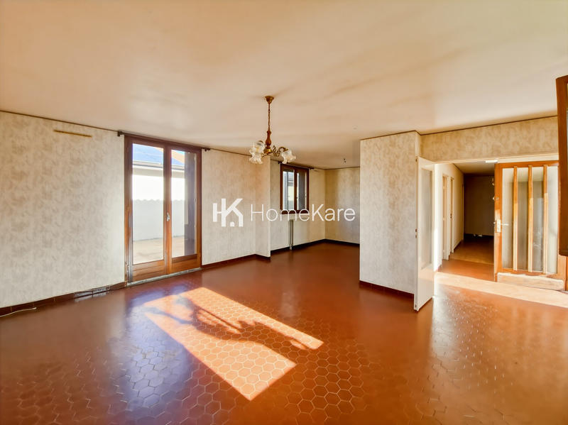 Maison - 95 m² - 4 pièces