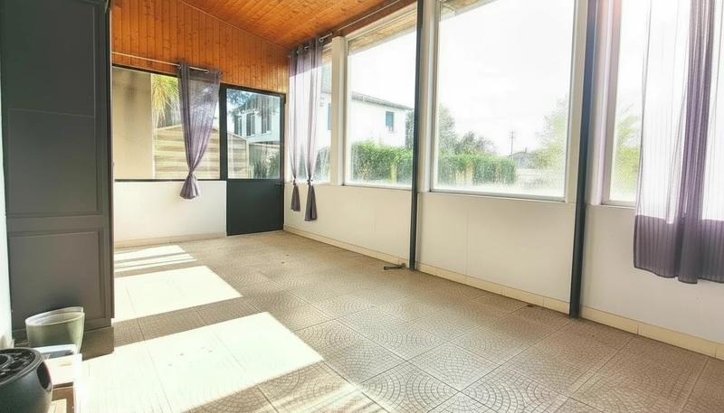 Maison - 207 m² - 10 pièces