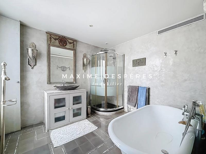 Appartement - 124 m² - 4 pièces