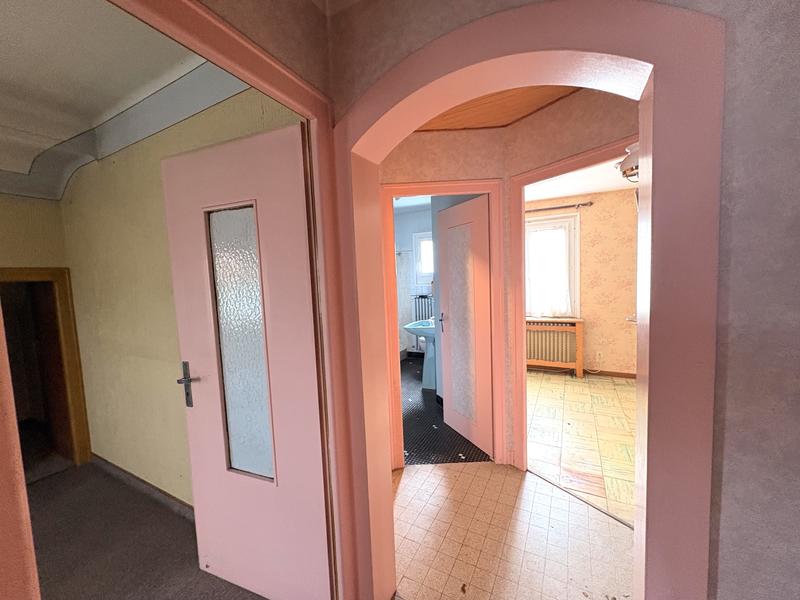 Maison - 300 m² - 8 pièces