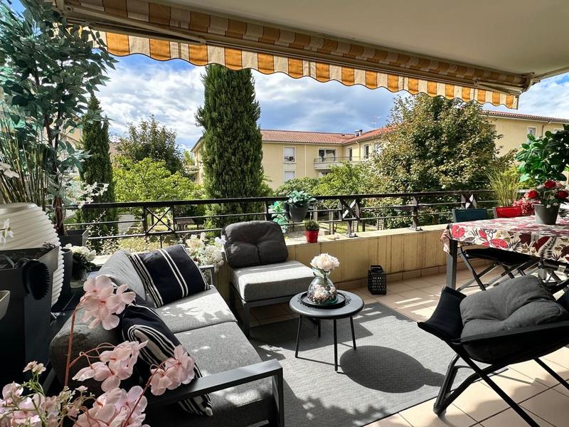 Appartement - 95 m² - 4 pièces