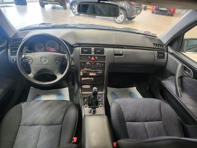 Mercedes Classe E Benz 220 Cdi 143cv Avantgarde Bv6