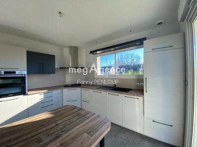 Maison - 142 m² - 7 pièces