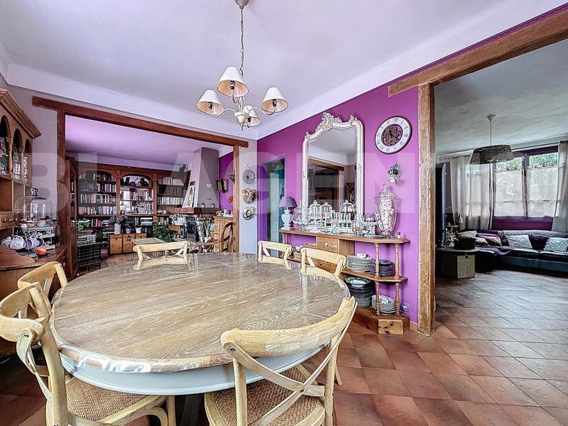 Maison - 190 m² - 8 pièces