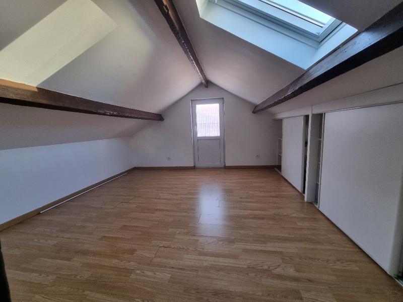 Maison - 104 m² - 5 pièces