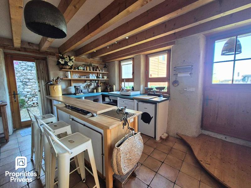 Corps de ferme - 278 m² - 9 pièces