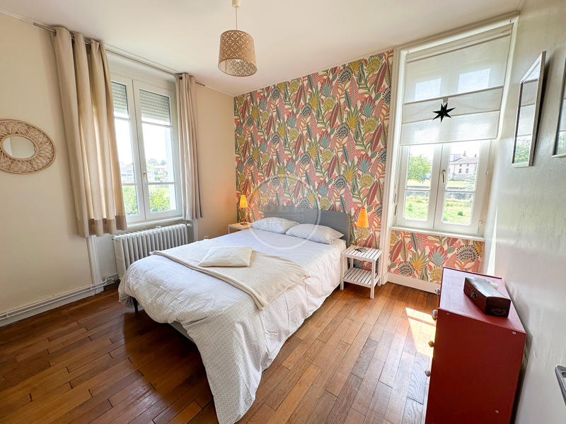 Maison - 121 m² - 6 pièces