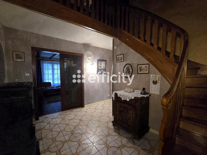 Maison - 183 m² - 6 pièces