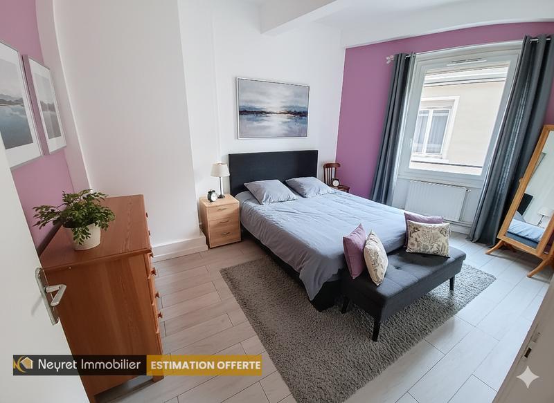 Triplex - 127 m² - 6 pièces