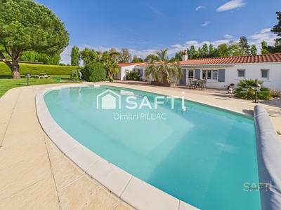 Maison - 189 m² - 6 pièces