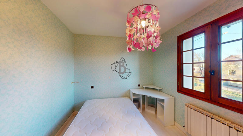 Maison - 170 m² - 7 pièces