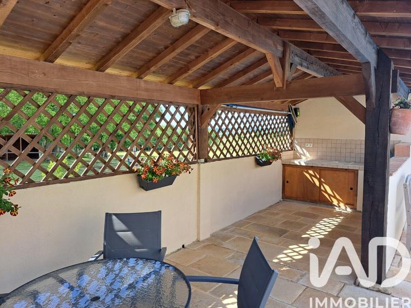 Maison - 289 m² - 7 pièces