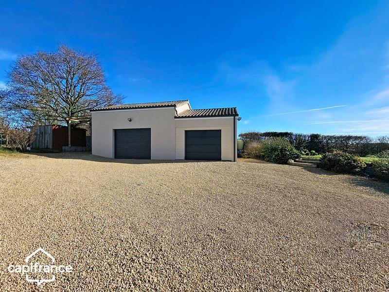 Maison - 121 m² - 6 pièces