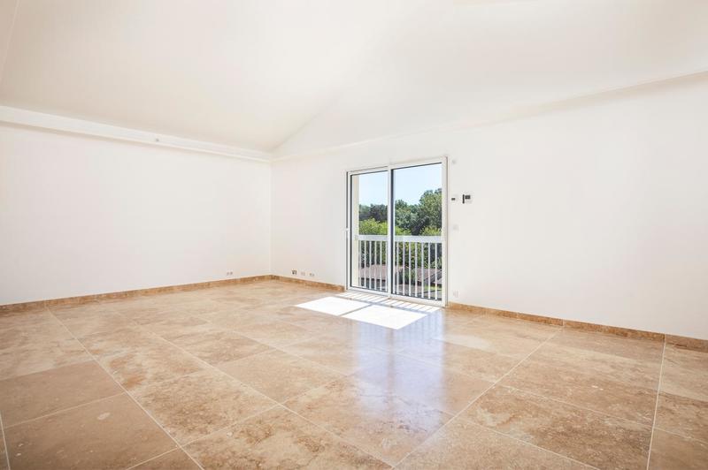 Villa - 280 m² - 8 pièces