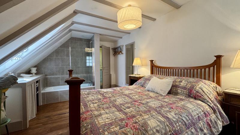 Maison - 150 m² - 8 pièces