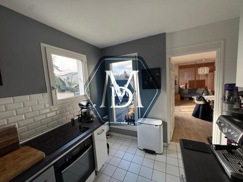 Appartement - 84 m² - 4 pièces