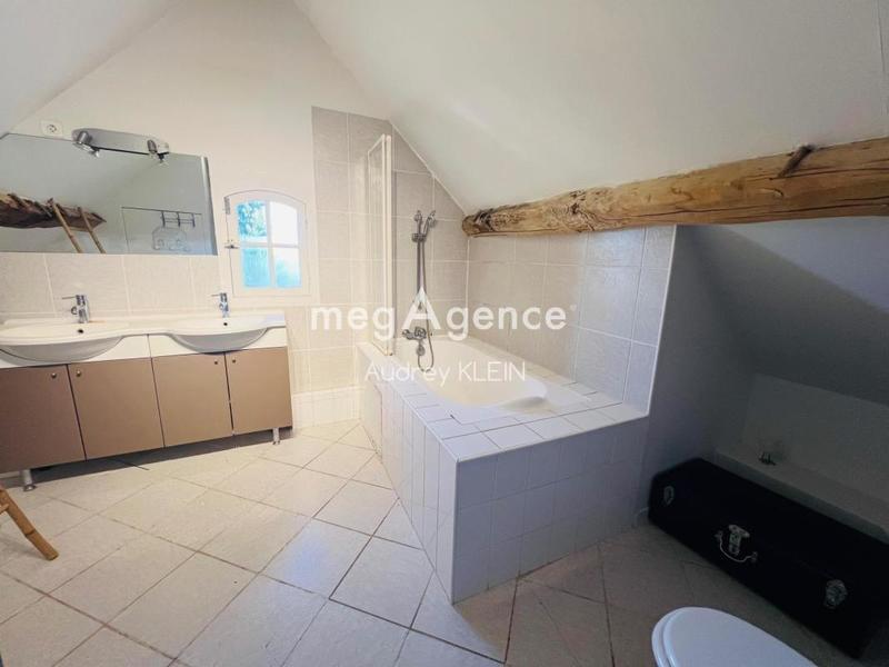 Longère - 211 m² - 6 pièces