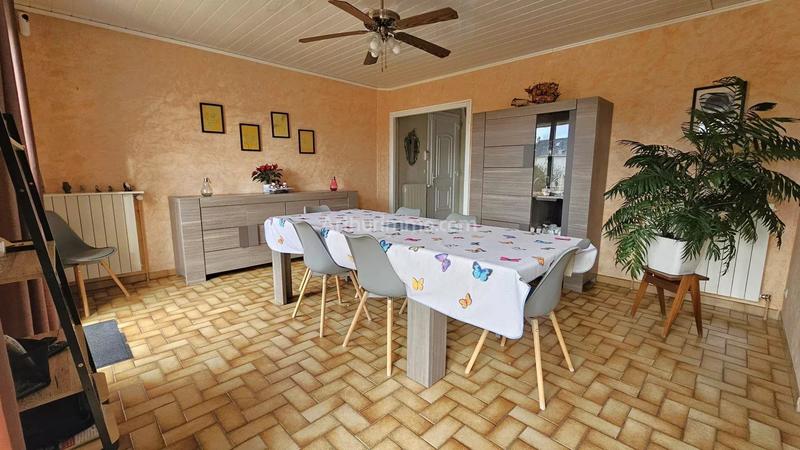 Maison - 140 m² - 6 pièces