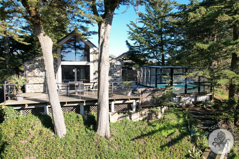 Maison - 105 m² - 5 pièces