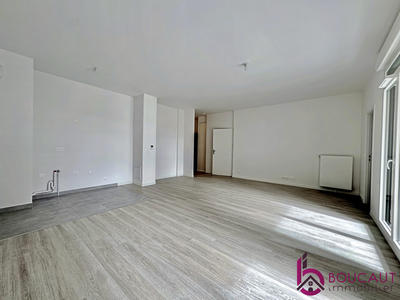 Appartement - 101 m² - 5 pièces
