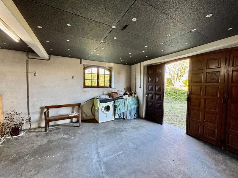 Maison - 254 m² - 9 pièces