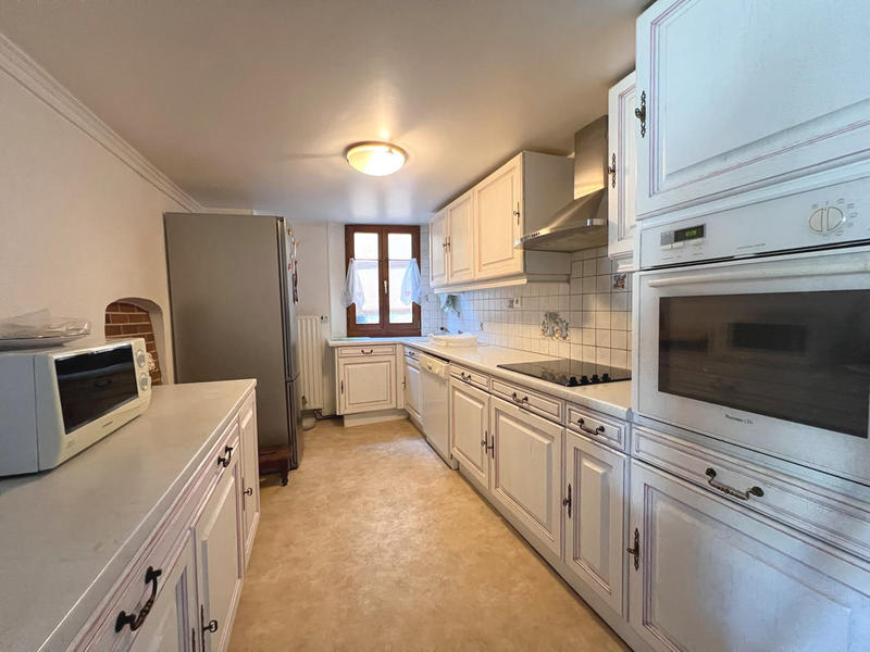 Maison - 240 m² - 10 pièces