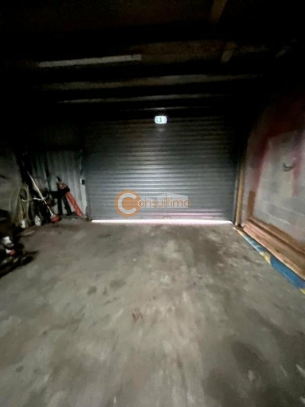 Local commercial - 240 m²