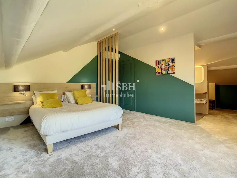 Mas - 285 m² - 10 pièces