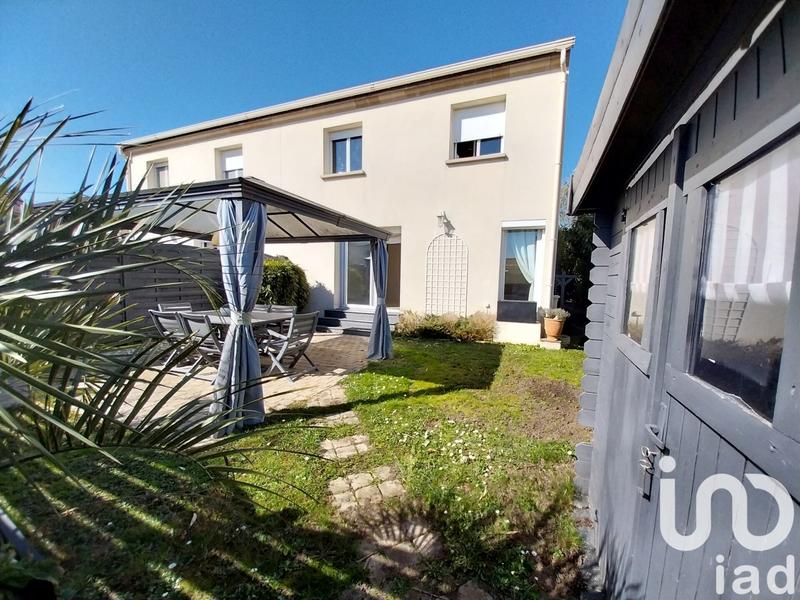 Maison - 95 m² - 6 pièces