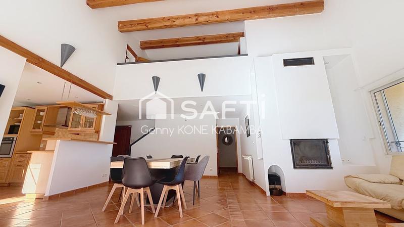 Maison - 178 m² - 6 pièces