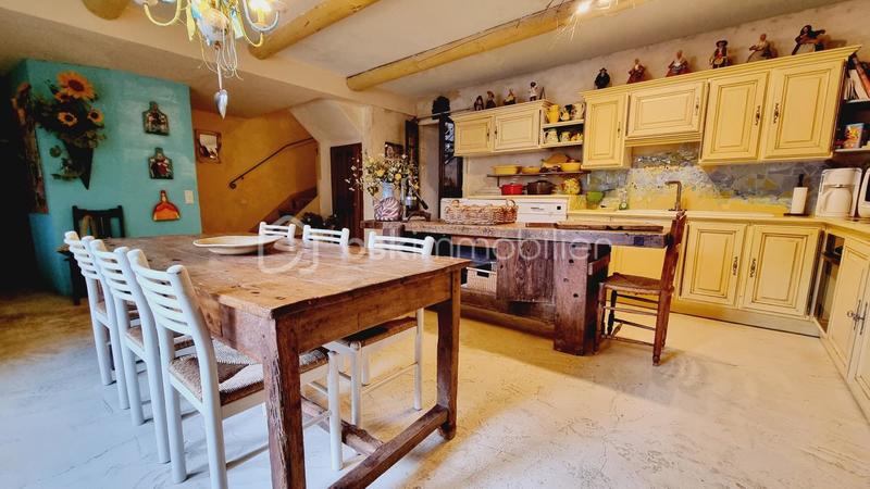 Maison de village - 190 m² - 7 pièces