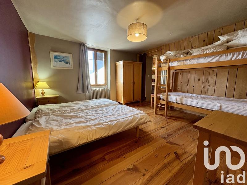 Maison - 578 m² - 17 pièces