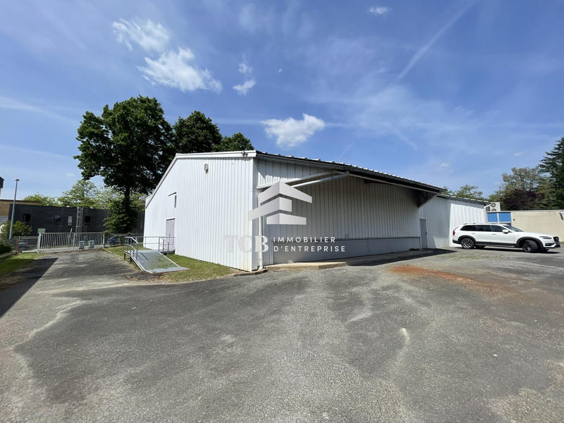 Local d'activités - 790 m²