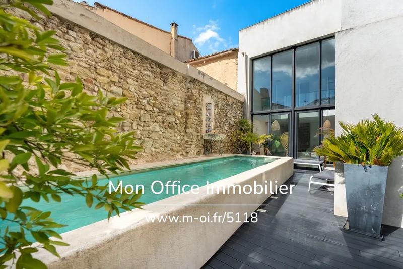 Maison de village - 280 m² - 4 pièces