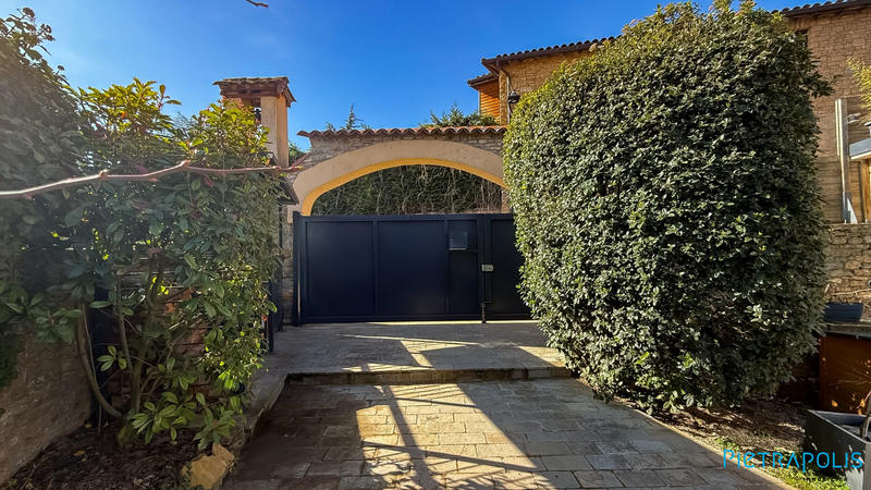 Maison ancienne - 247 m² - 9 pièces