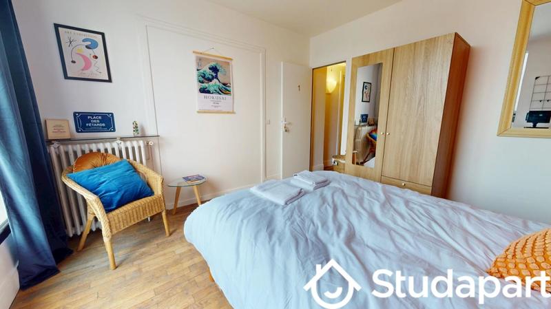 Chambre - 11 m² - 1 pièce