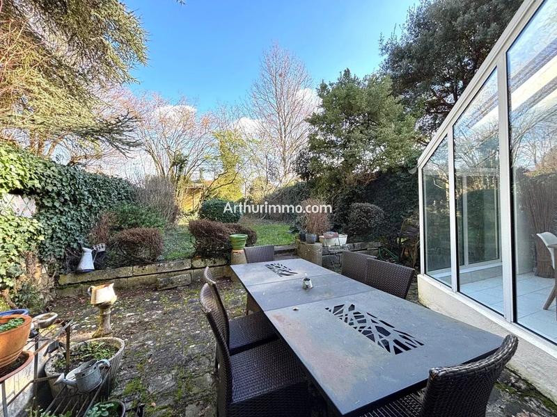 Maison - 180 m² - 6 pièces