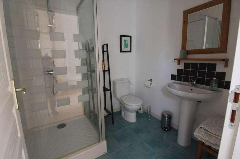 Maison - 230 m² - 10 pièces