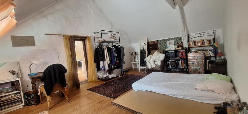 Maison - 230 m² - 8 pièces