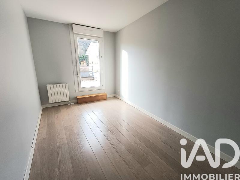 Maison - 98 m² - 5 pièces