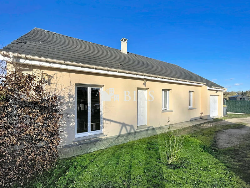 Maison - 90 m² - 4 pièces
