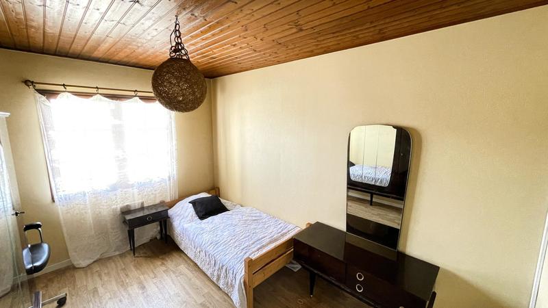 Maison - 82 m² - 6 pièces