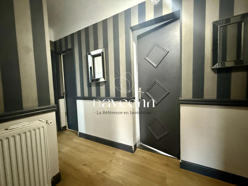 Maison - 143 m² - 7 pièces
