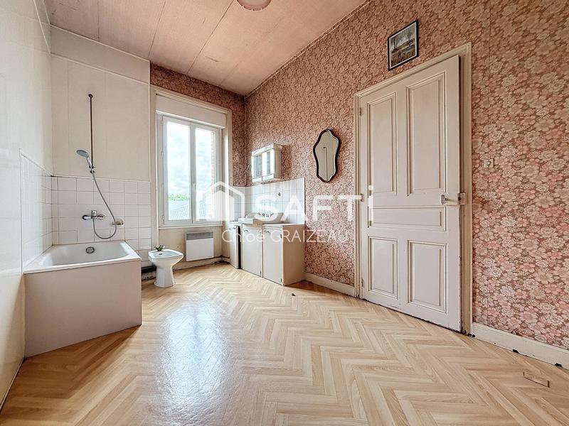 Maison - 128 m² - 7 pièces